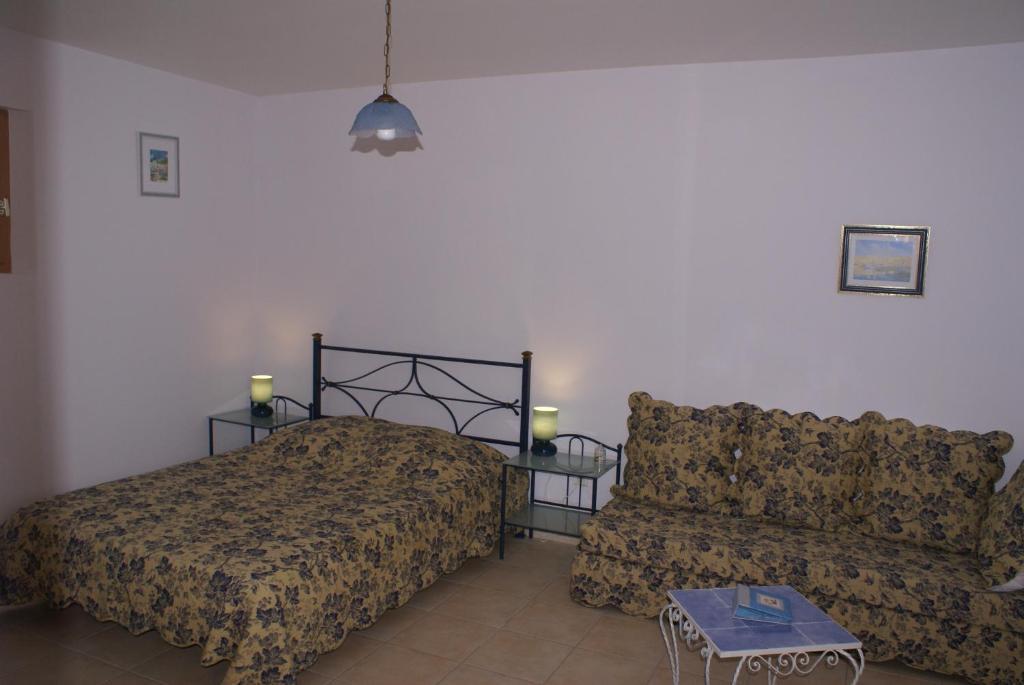 Jardins D'Antalya Bed and Breakfast Grimaud Esterno foto